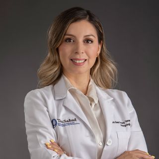 Dra. Elena Yaressy Terrones