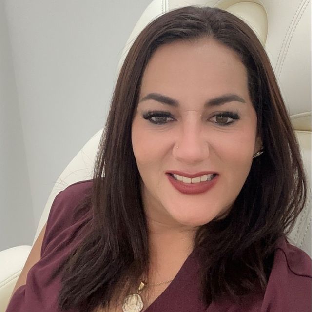 Nadia Espinosa, Psicólogo Chapala