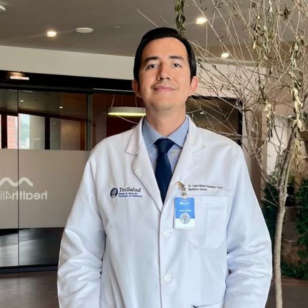 Carlos Alberto Hernández Osorio, Internista Monterrey