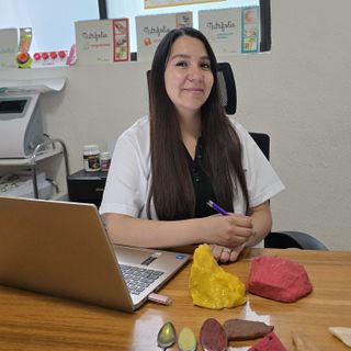 Ampliar imagen: Amanda Mendez, Nutricionista Ciudad López Mateos