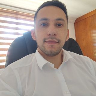 Ampliar imagen: Eduardo Gutiérrez Saldaña, Ortopedista Guadalupe