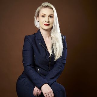 Dra. Karolina Bozena Piekarska