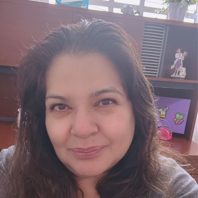 Claudia Larrea, Pediatra Nezahualcóyotl