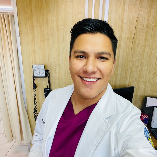 JUAN ADRIAN MORENO CAMPA, Dentista - Odontólogo Ciudad Juarez