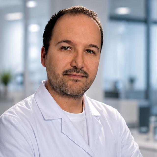 César Soto Martínez, Radiólogo Puebla