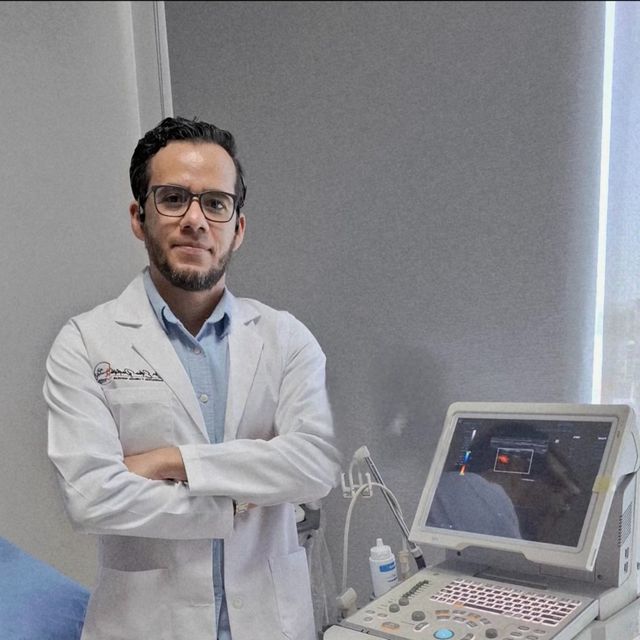 Leopoldo Edén Padilla Hernández, Cirujano vascular Aguascalientes