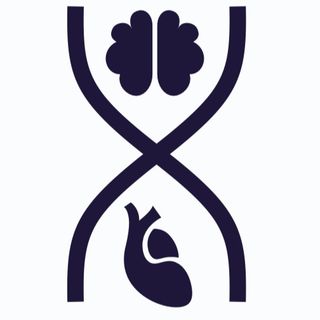 Ampliar imagen: Edgar Fernández Muñoz, Internista Michoacan