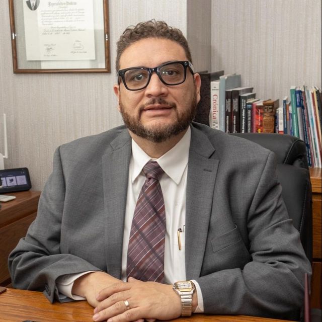 Marco Hugo Sánchez Bustillos, Neumólogo Chihuahua