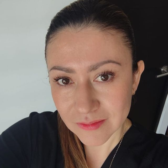 Karen Itzel Guzmán Arias, Médico general Cancun