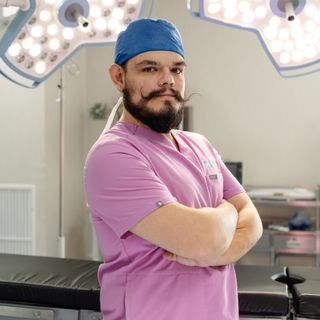 Fernando Navarro Hernández, Cirujano bariatra Juriquilla
