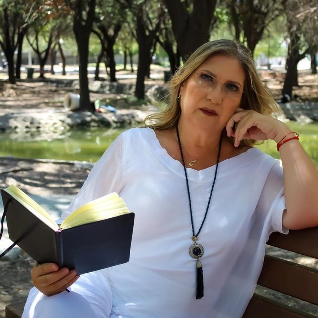 Marcela Karren, Psicólogo Monterrey