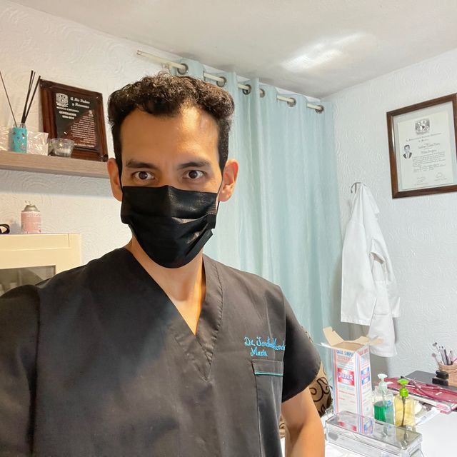 Jonathan Méndez , Médico general Chimalhuacan