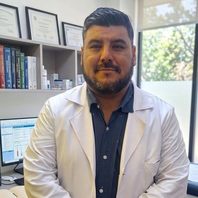 Luis Israel ⁠Corona Juárez, Ortopedista Tlalnepantla de Baz