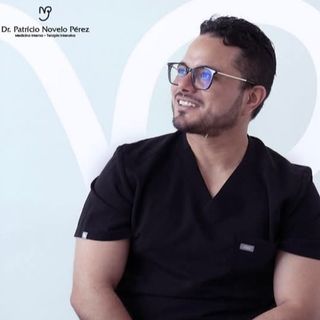 Ampliar imagen: José Patricio Novelo Pérez, Internista Mérida