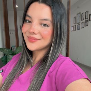 Ampliar imagen: Andrea Ayala López, Dentista - Odontólogo Toluca