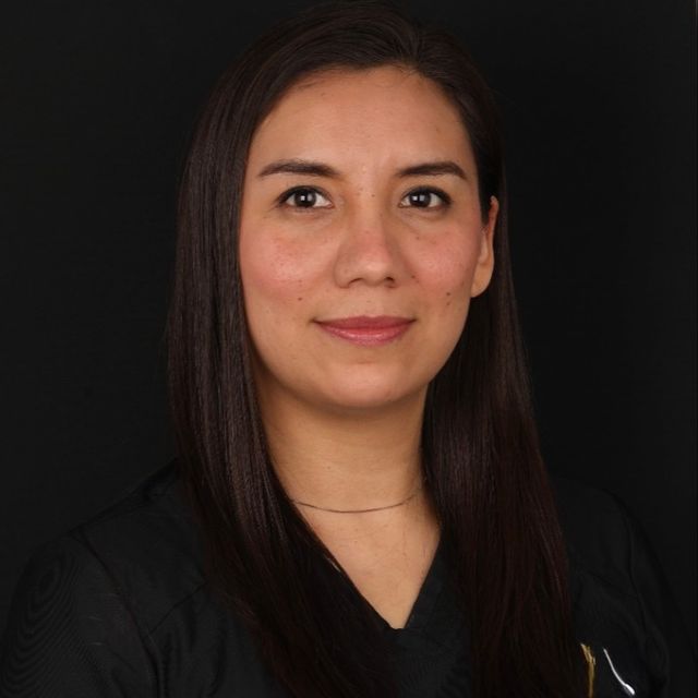 Flor Angelly Martínez Hernández, Dentista - Odontólogo Xalapa