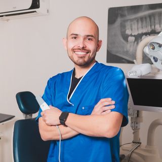 Ampliar imagen: Jorge Herrera Cabrales, Dentista - Odontólogo Durango