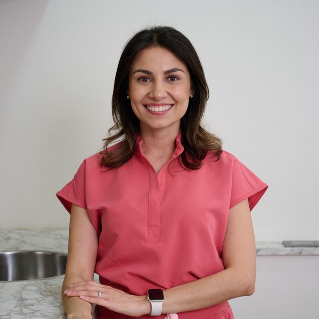 Yari Rosas Aguiar, Dentista - Odontólogo San Pedro Garza Garcia