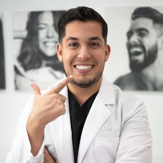 Ampliar imagen: Hector Sonrisas, Dentista - Odontólogo Zacatecas