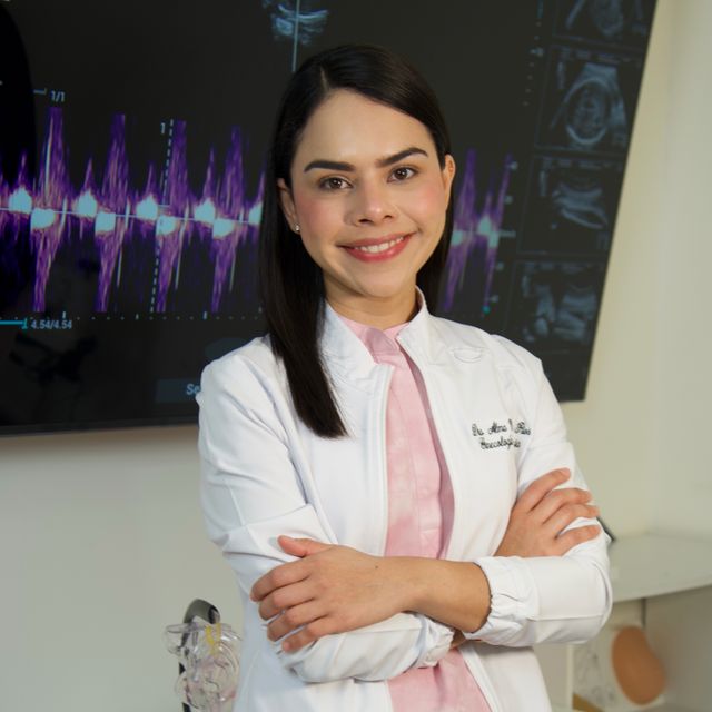 Alma Yrani Escobar Rios, Ginecólogo Boca del Rio