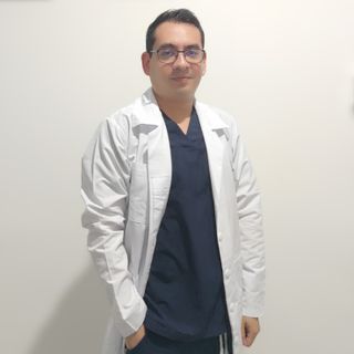 Alejandro Tena Ruíz, Radiólogo Cancun
