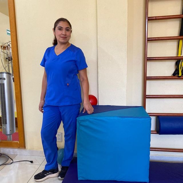 Myrna Alejandra Jimenez Flores, Fisioterapeuta Tecamac