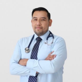 Ampliar imagen: Herminio Ramírez Rodríguez, Médico de familia Hermosillo