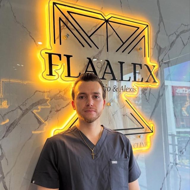 Flavio Humberto Ávalos Gálvez, Médico general Zapopan