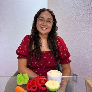 Ampliar imagen: Denisse Monserrat González Sánchez, Nutriólogo Santiago de Querétaro