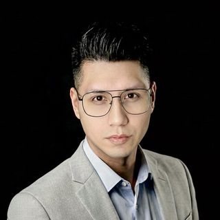 Mtro. Lewis Alcántara