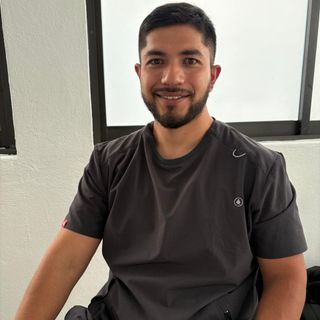 Ampliar imagen: Roberto Diez Rodríguez, Dentista - Odontólogo Toluca de Lerdo