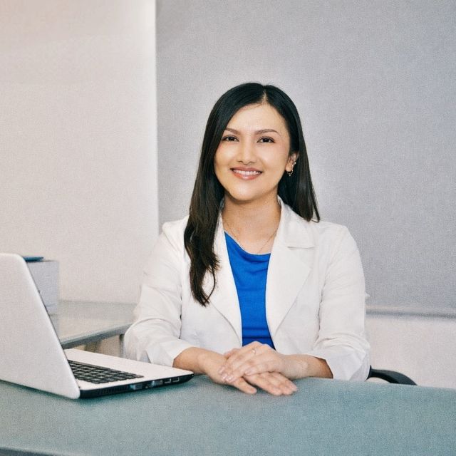 Krishna Marcos Escobar, Nefrólogo Boca del Rio