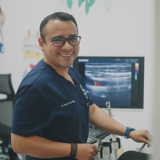 Alberto Calvo Zuñiga, Radiólogo Boca del Rio