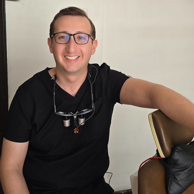 Miguel Saenz, Dentista - Odontólogo Ciudad Juarez