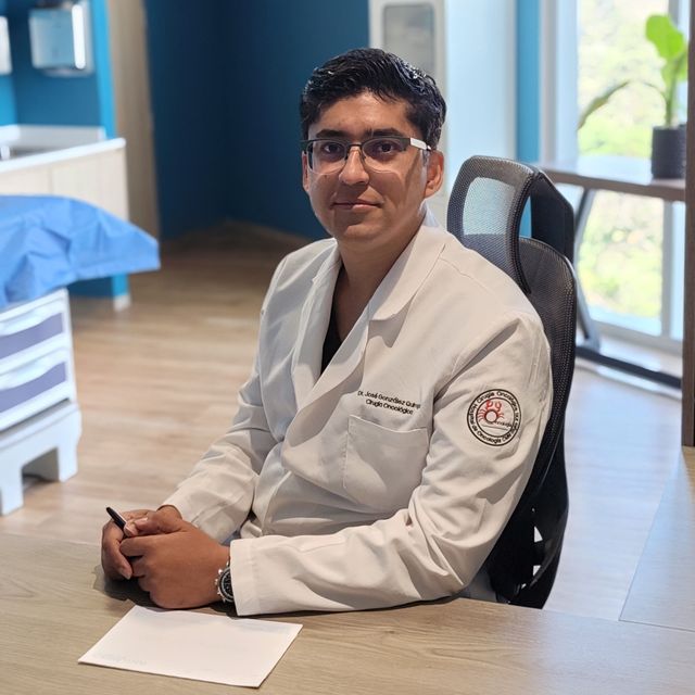 Jose Gonzalez Quiroga, Cirujano oncólogo Naucalpan de Juárez