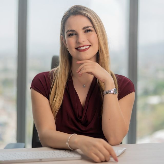 Ericka Patricia Treviño Taboada, Ginecólogo Zapopan