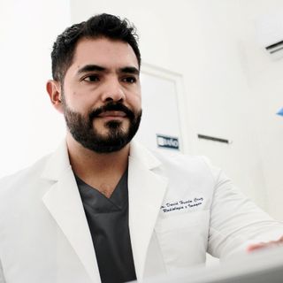 Ampliar imagen: David Benjamin Huerta Cruz, Radiólogo San Jose del Cabo