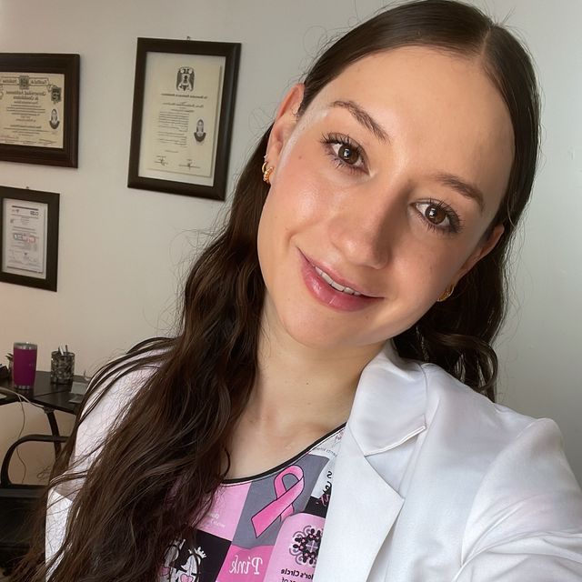 Paola Andrea Ávalos Martínez, Médico general Los Reyes