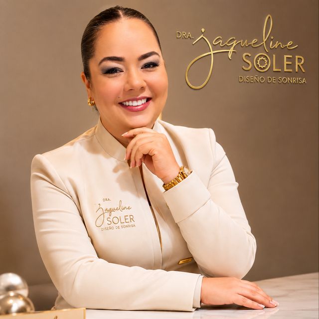Jaqueline Soler, Dentista - Odontólogo Juriquilla