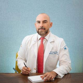 Leonardo González Valenzuela, Otorrinolaringólogo Tijuana