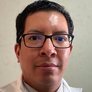 Ampliar imagen: Carlos Armando Mayo Hernández, Urólogo Ciudad de México