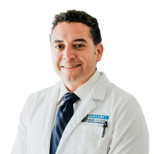 Salvador González Ramos, Especialista en Medicina Crítica y Terapia Intensiva Mexicali