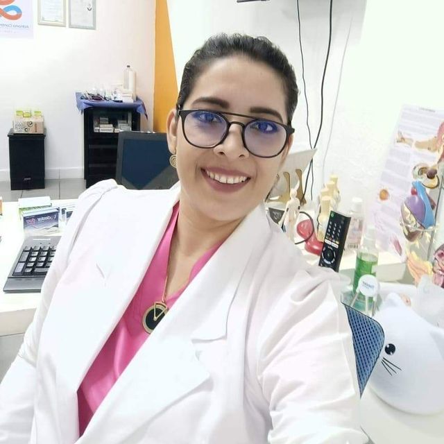 Adriana Contreras Aguilar, Podiatra Los Mochis