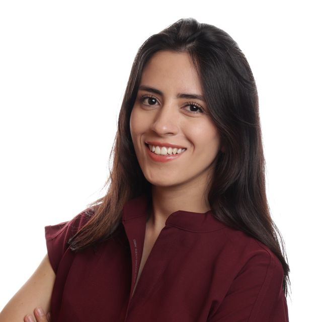 Leticia Isabel Luevano Lozada, Dentista - Odontólogo Coyoacán