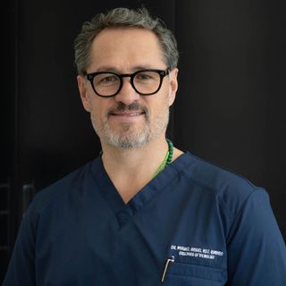 Ampliar imagen: Miguel Angel Hernández Romano, Oftalmólogo Querétaro