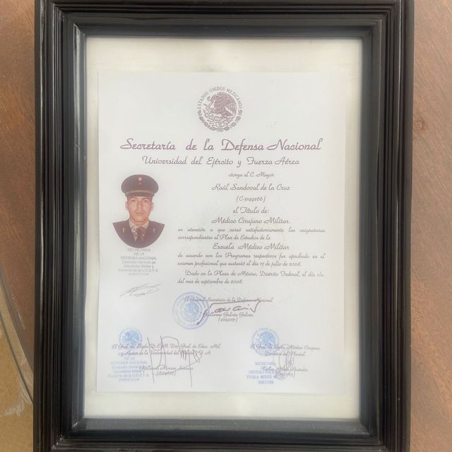 Ampliar imagen: certificate 3