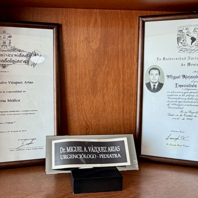 Ampliar imagen: certificate 3