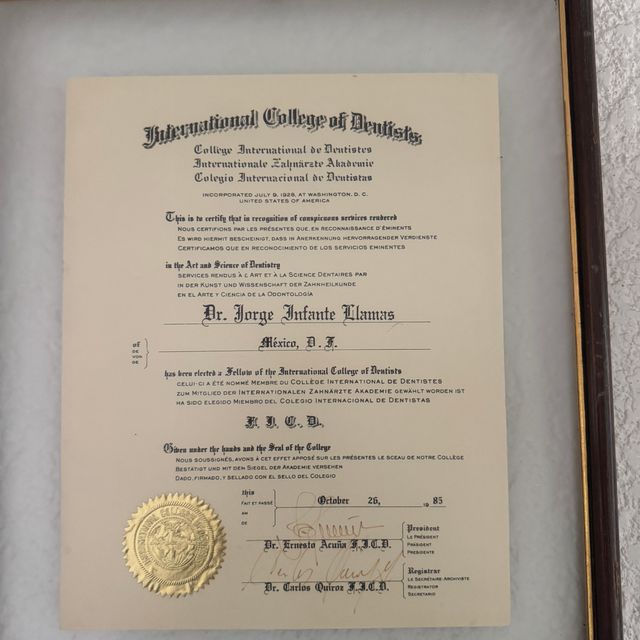 Ampliar imagen: certificate 3