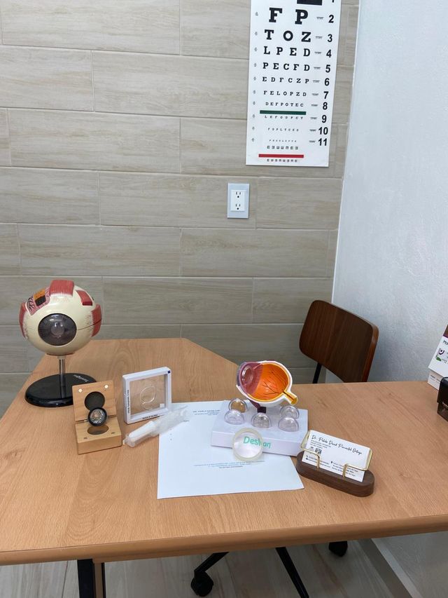 Ampliar imagen: Consultorio oftalmologica