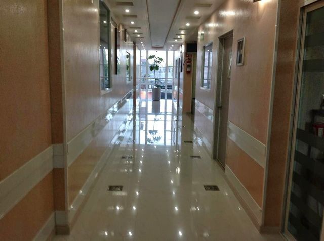 Ampliar imagen: Centro Medico Nuevo Mundo